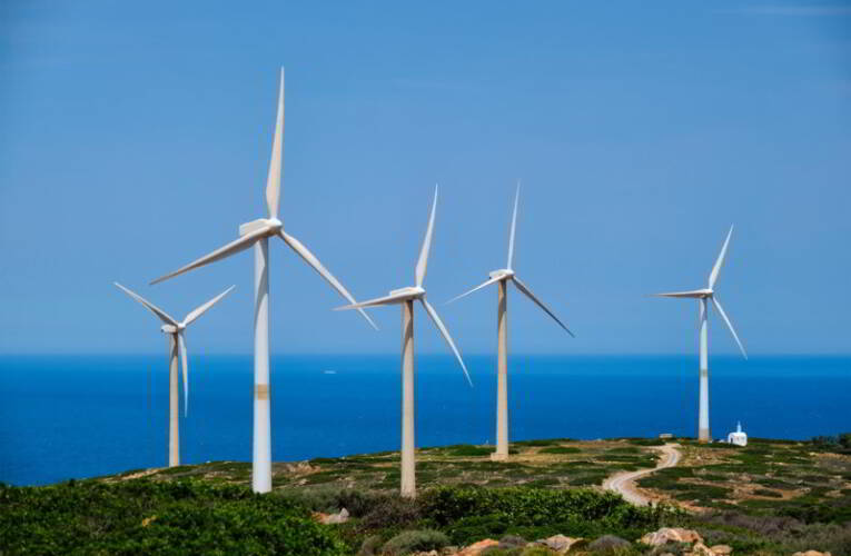 W których krajach buduje się najwięcej farm wiatrowych?